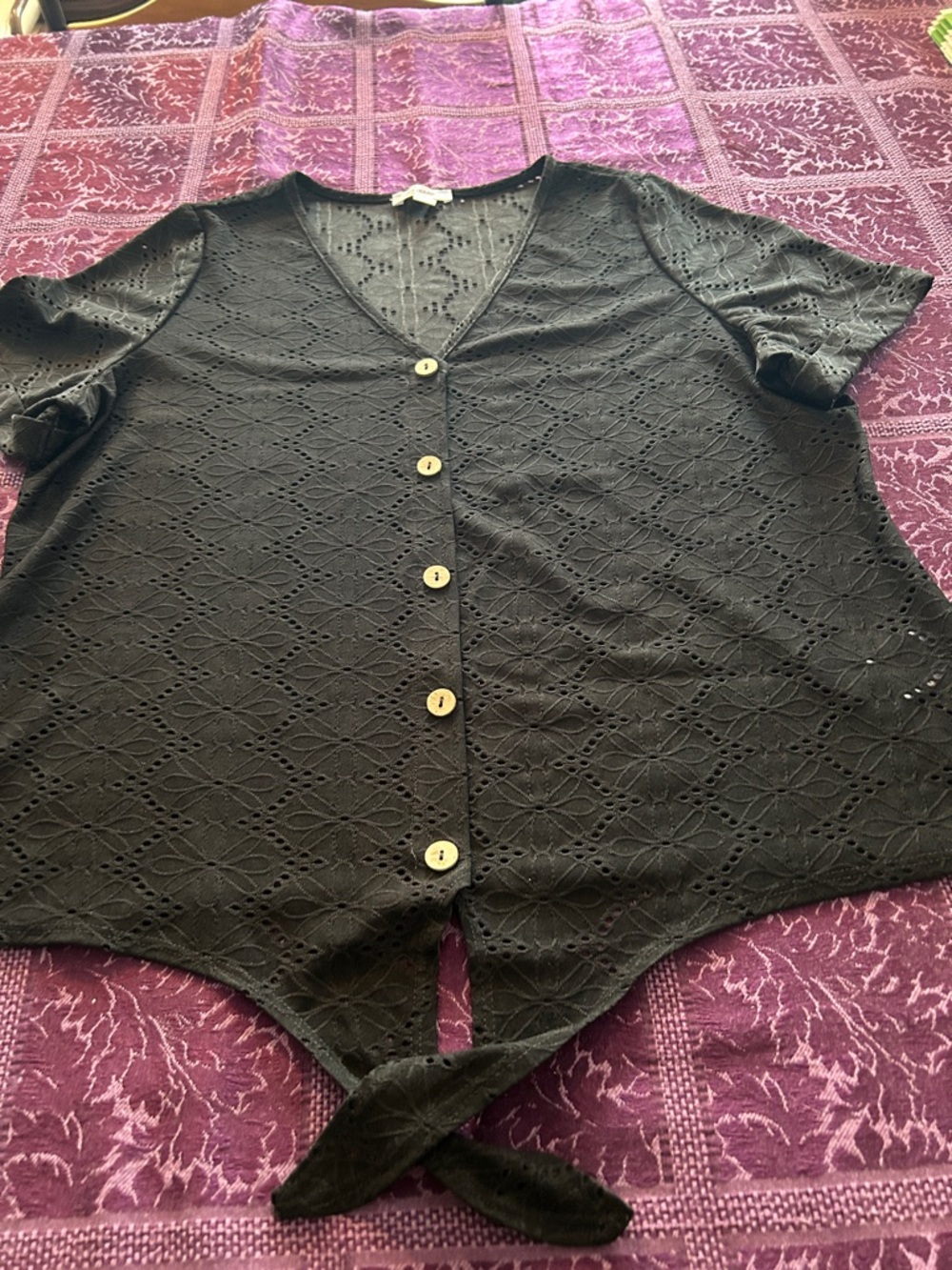 Black Eyelet Button-Front Tie-Hem Short Sleeve eyelet top